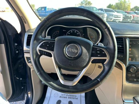 Used 2017 Jeep Grand Cherokee Laredo w/ Quick Order Package 23E image 39