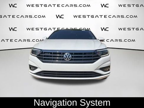 Used 2020 Volkswagen Jetta SEL Premium FWD image 2