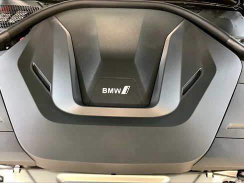 Used 2024 BMW i4 eDrive35 w/ Premium Package RWD image 17