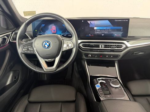 Certified 2023 BMW i4 eDrive40 w/ Premium Package RWD image 32