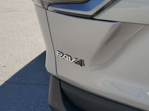 Certified 2023 Toyota RAV4 XLE AWD/4WD image 7
