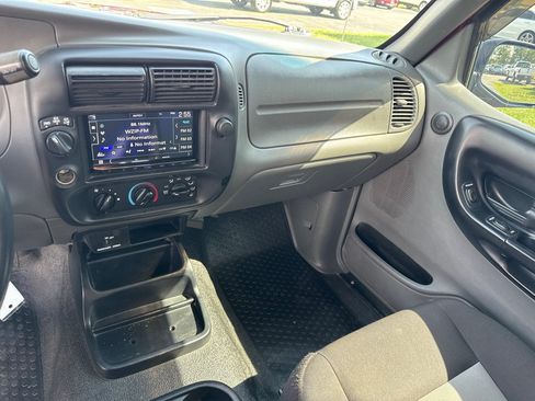 Used 2004 Ford Ranger XLT AWD/4WD image 13