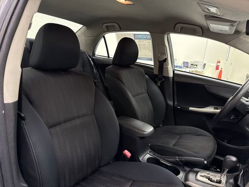 Used 2012 Toyota Corolla S image 20