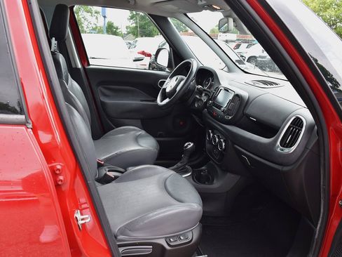 Used 2014 FIAT 500L Lounge FWD image 16