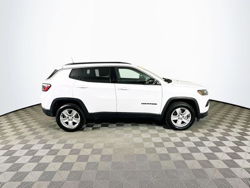 Certified 2022 Jeep Compass Latitude w/ Sun and Sound Group image 14