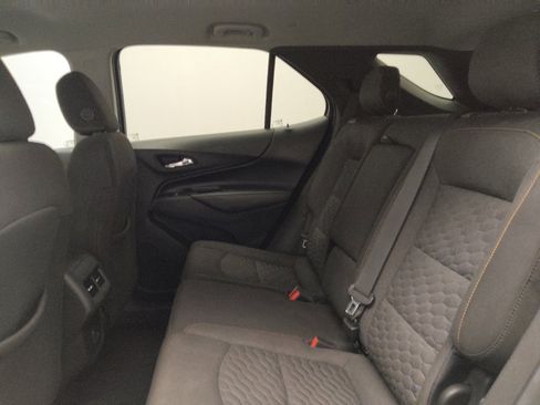 Used 2019 Chevrolet Equinox LT image 18