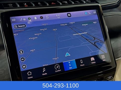 Used 2022 Jeep Grand Cherokee L Limited image 13