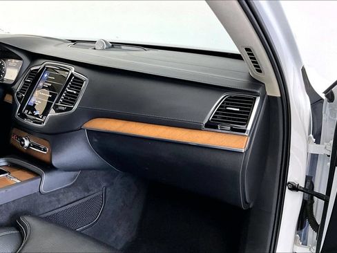 Used 2020 Volvo XC90 T8 Inscription w/ Protection Package Premier AWD/4WD image 19