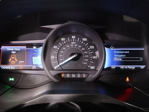 Used 2021 Ford Edge SEL w/ Cargo Accessory Package image 4