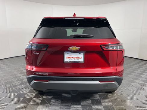 New 2026 Chevrolet Equinox LT w/ Convenience Package II FWD image 4