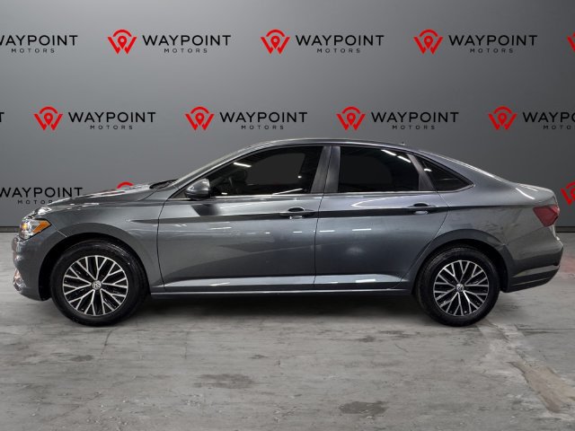 Used 2021 Volkswagen Jetta R-Line FWD image 9