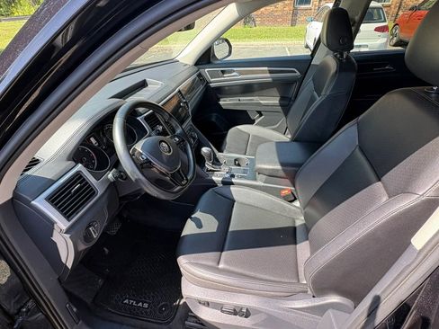 Used 2018 Volkswagen Atlas SE FWD image 21