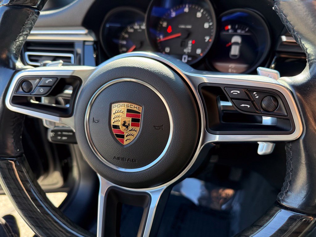 Used 2021 Porsche Macan AWD/4WD image 29