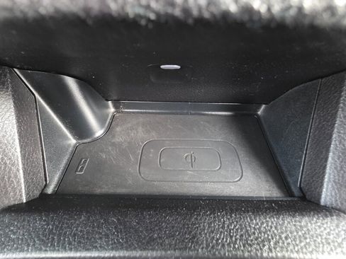 Used 2016 Toyota Tacoma TRD Off-Road w/ Premium & Technology Package image 45