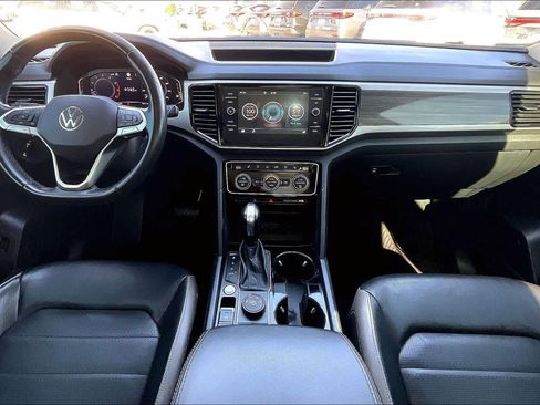 Used 2021 Volkswagen Atlas SEL Premium image 15