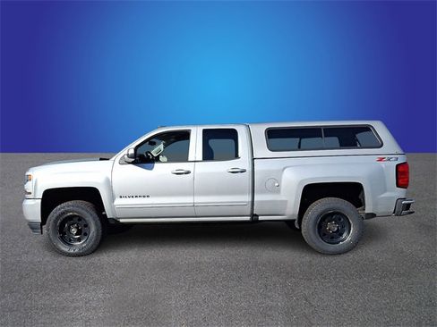 Used 2018 Chevrolet Silverado 1500 LT w/ All Star Edition image 6