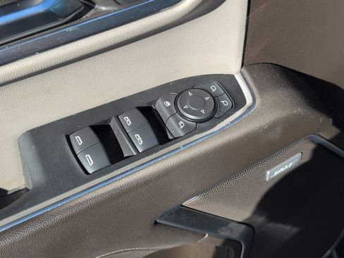 Used 2024 Chevrolet Silverado 1500 LTZ w/ LTZ Premium Package image 17