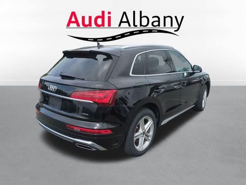 Used 2025 Audi Q8 Premium Plus AWD/4WD image 4