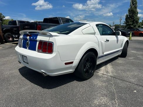 Used 2007 Ford Mustang GT Premium image 3