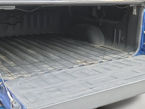 Used 2016 Chevrolet Silverado 1500 High Country image 9