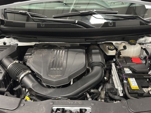 Used 2024 GMC Acadia Denali AWD/4WD image 28