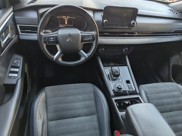 Used 2022 Mitsubishi Outlander SE FWD image 11