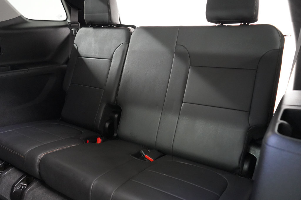 Used 2020 Chevrolet Traverse LT w/ LT Premium Package FWD image 21