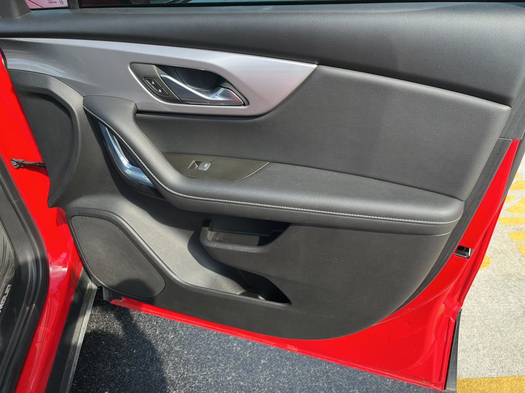 Used 2023 Chevrolet Blazer LT FWD image 46