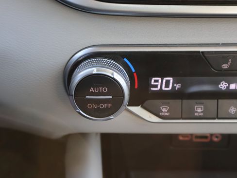 Used 2020 Nissan Altima 2.5 Platinum image 26