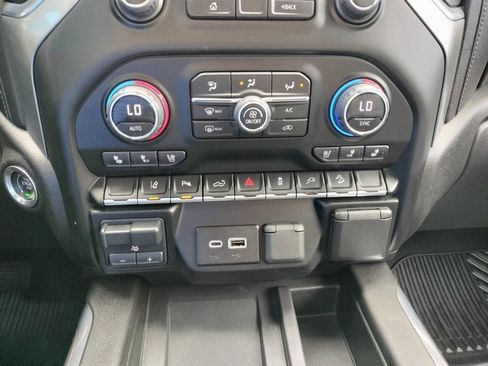 Used 2023 Chevrolet Silverado 2500 LTZ w/ LTZ Plus Package image 30