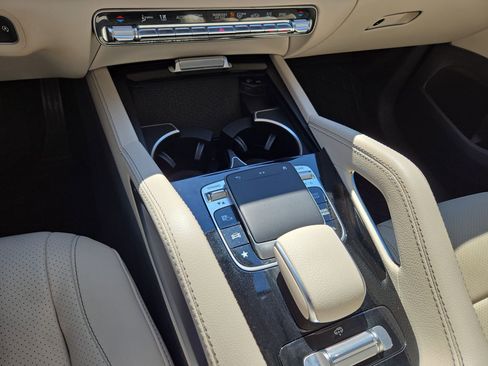 Used 2020 Mercedes-Benz GLS 450 4MATIC image 22