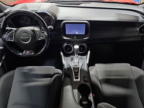 Used 2019 Chevrolet Camaro SS image 19