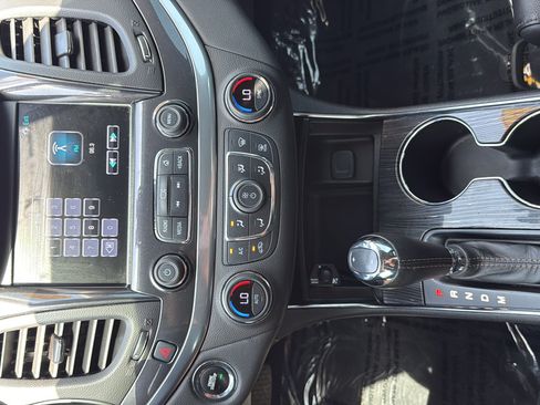 Used 2020 Chevrolet Impala LT FWD image 19