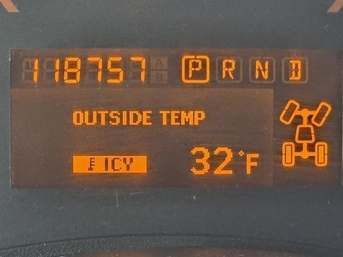 Used 2011 Nissan Titan S image 13