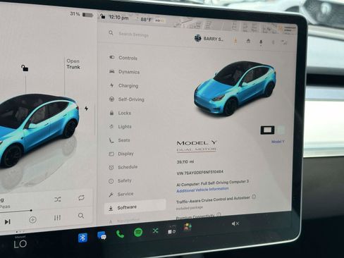 Used 2022 Tesla Model Y Performance AWD/4WD image 31
