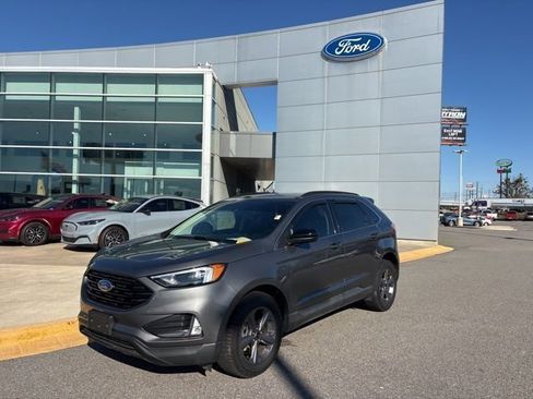 Used 2022 Ford Edge SEL w/ Sport Appearance Package image 1