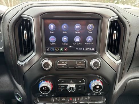 Used 2022 GMC Sierra 1500 AT4 image 19