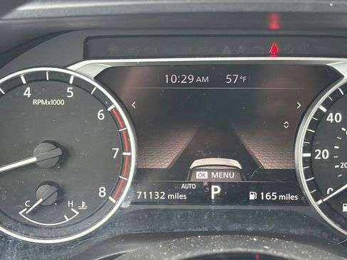 Used 2021 Nissan Rogue SV image 26