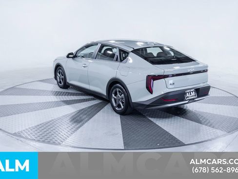 Used 2025 Kia K4 LXS image 7