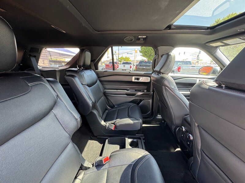 Used 2020 Ford Explorer ST w/ ST Street Pack AWD/4WD image 43