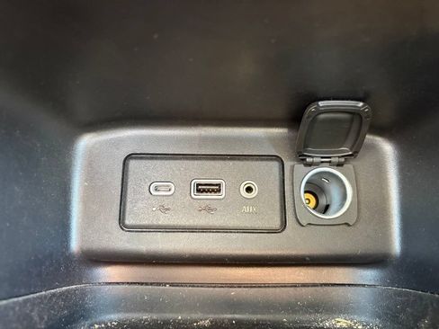 Used 2024 Chevrolet Equinox LS w/ LPO, Floor Liner Package FWD image 19
