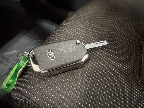 Used 2020 Kia Forte LXS image 14