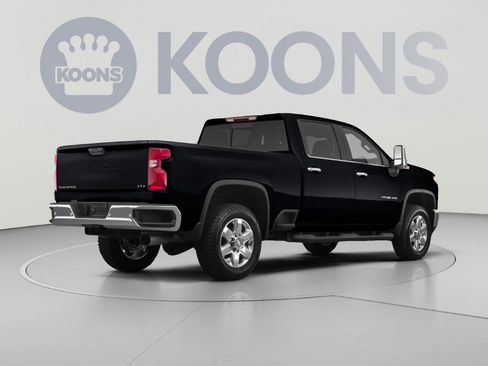 Used 2020 Chevrolet Silverado 2500 LTZ w/ LTZ Premium Package AWD/4WD image 4