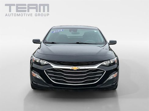 Used 2024 Chevrolet Malibu LT image 2