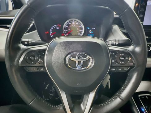 Used 2020 Toyota Corolla SE FWD image 18