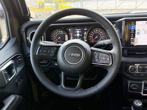 New 2026 Jeep Gladiator Sport image 19