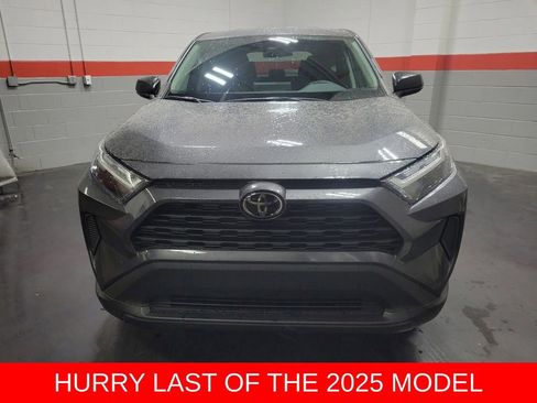 New 2025 Toyota RAV4 LE image 5