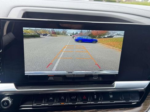 Used 2025 GMC Sierra 1500 Elevation image 27