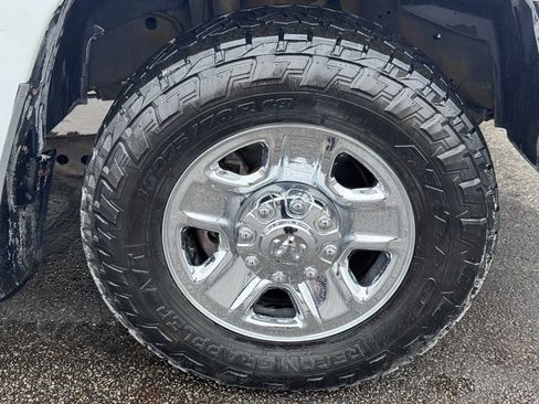 Used 2022 RAM 3500 Tradesman image 42