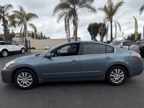 Used 2011 Nissan Altima 2.5 S FWD image 5